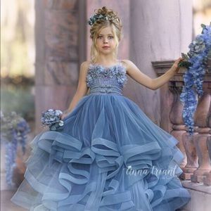 Meet your Posher, Royal